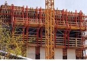 coffrage grimpant pour façade structurée